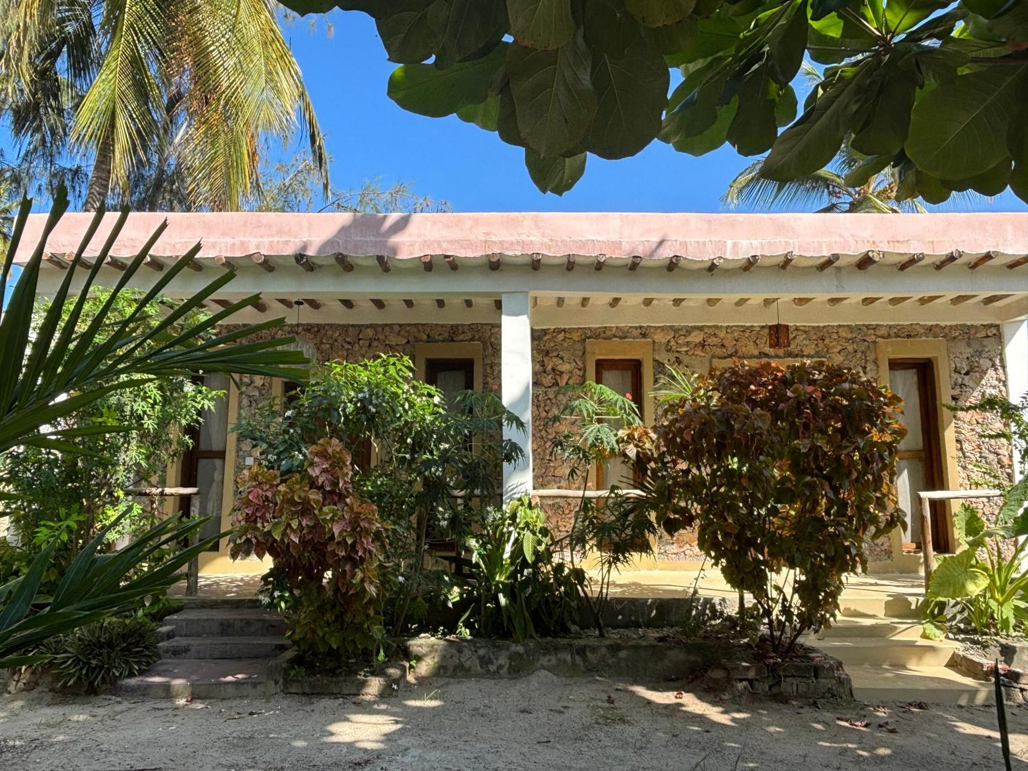 Dreamland Bungalows Michamvi Kae Экстерьер фото